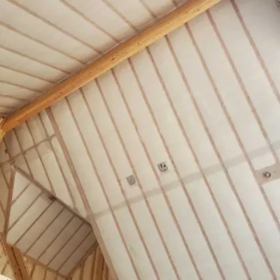 BLOWN IN BLANKET FIBER GLASS INSULATION