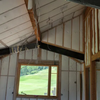 BLOWN IN BLANKET FIBER GLASS INSULATION
